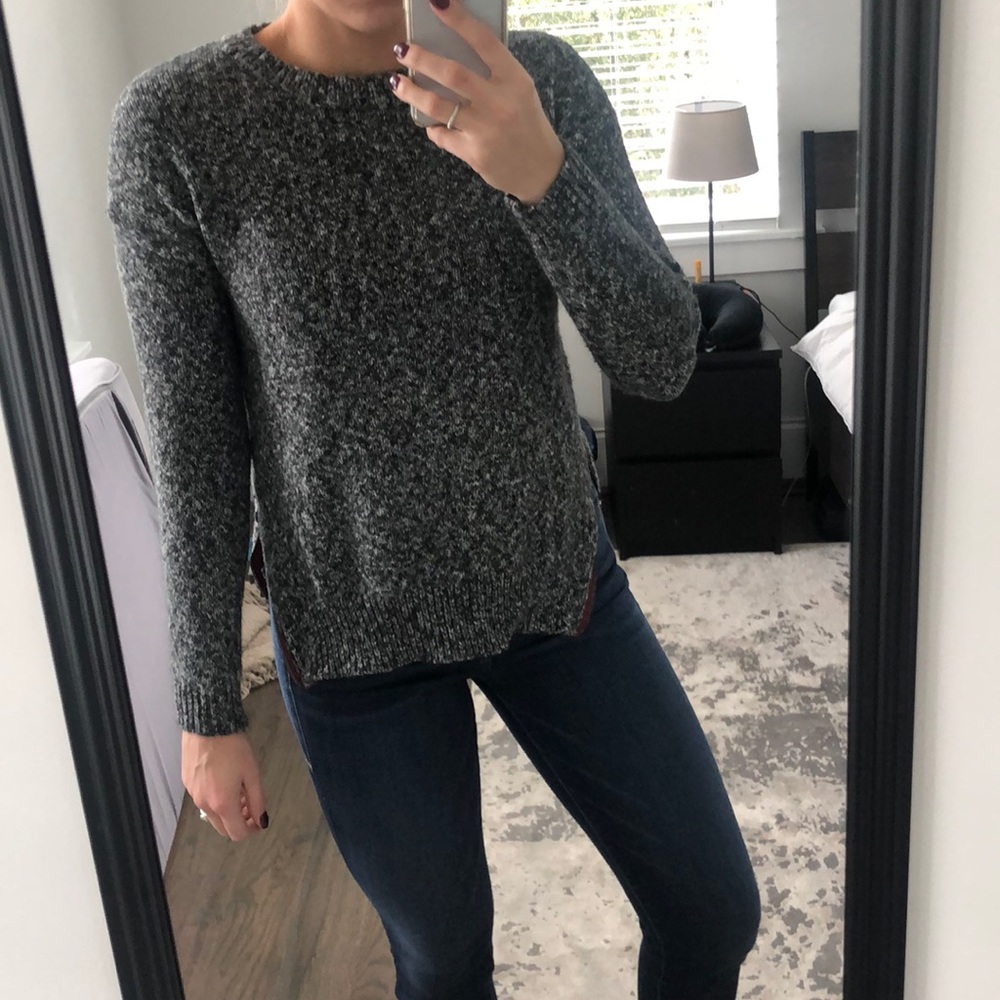 Forever 21 Zipper Sweater